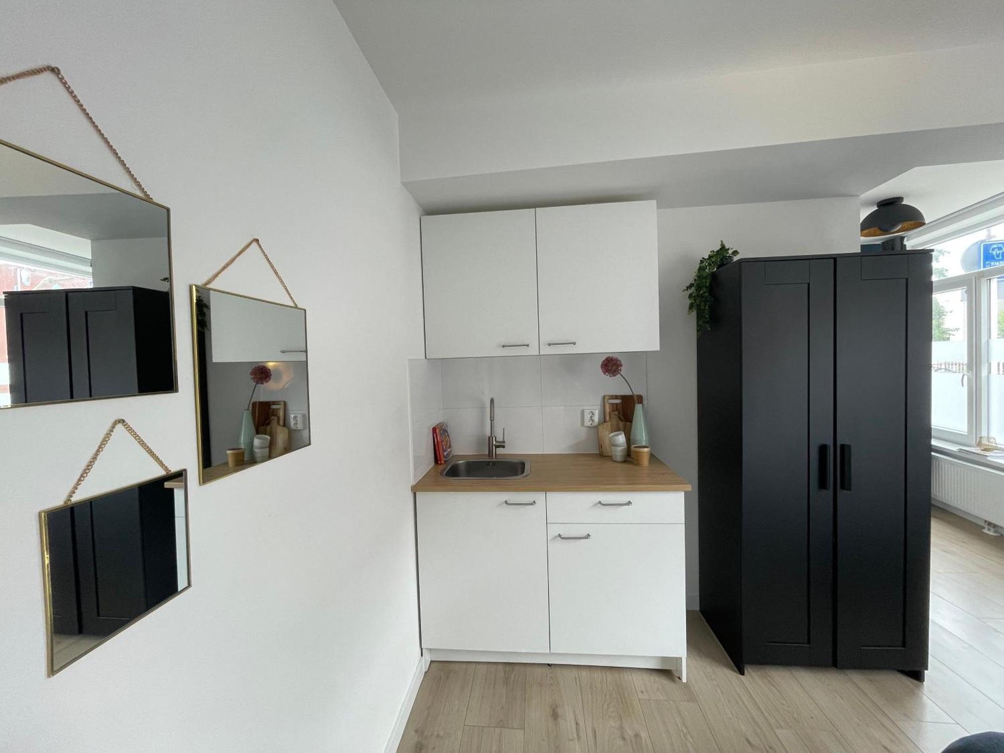 B&K Urban City Suites Tilburgo Exterior foto